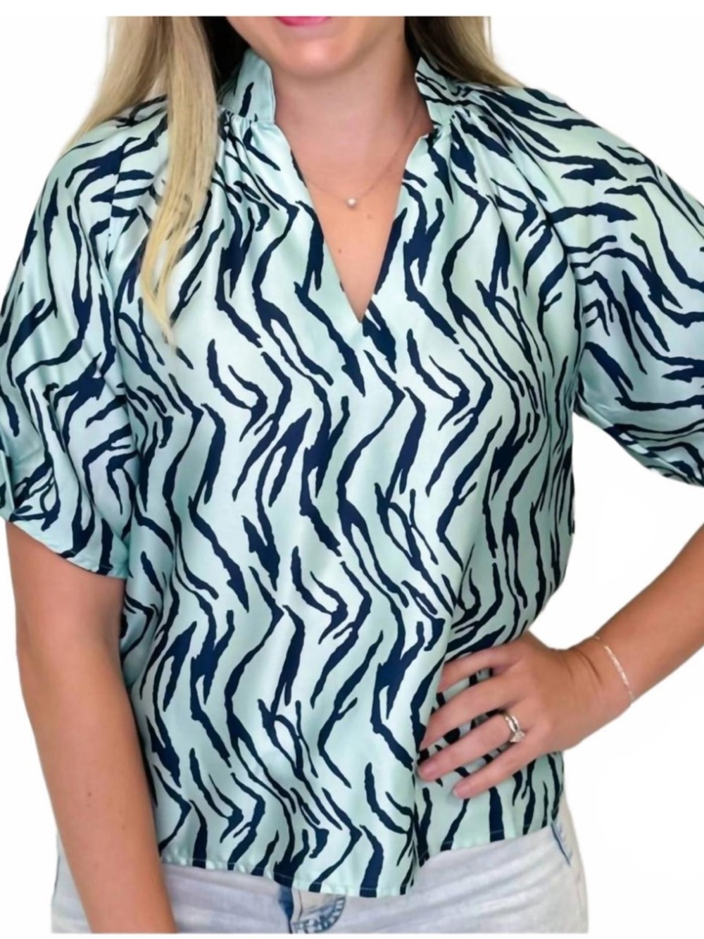 THML women's blue zebra print Size M